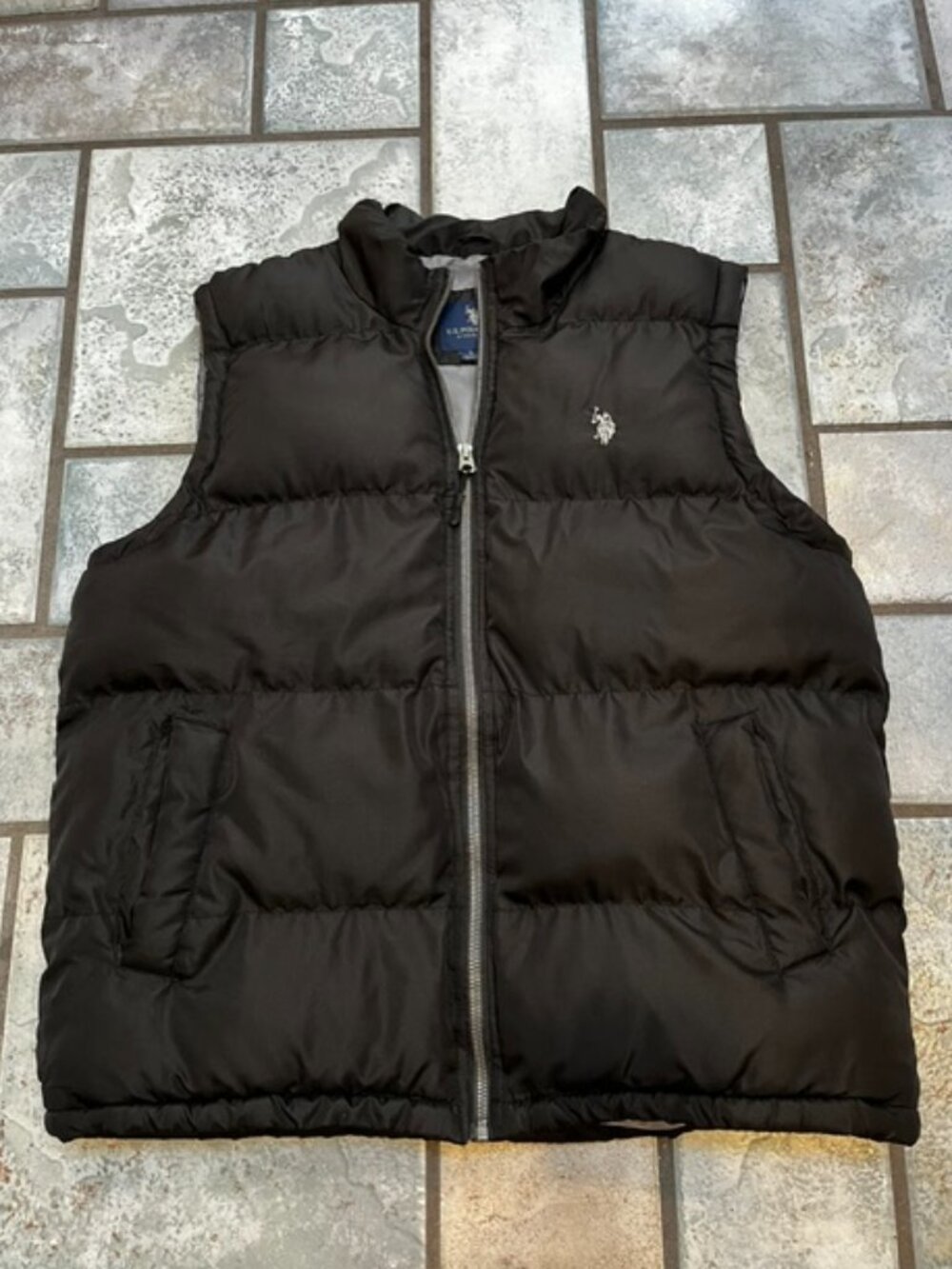 Lg Men's Black Puffer Vest by U.S. Polo Assn